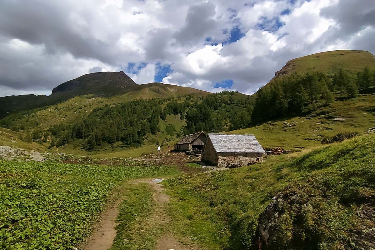 Trekking ai laghi del Sangiatto