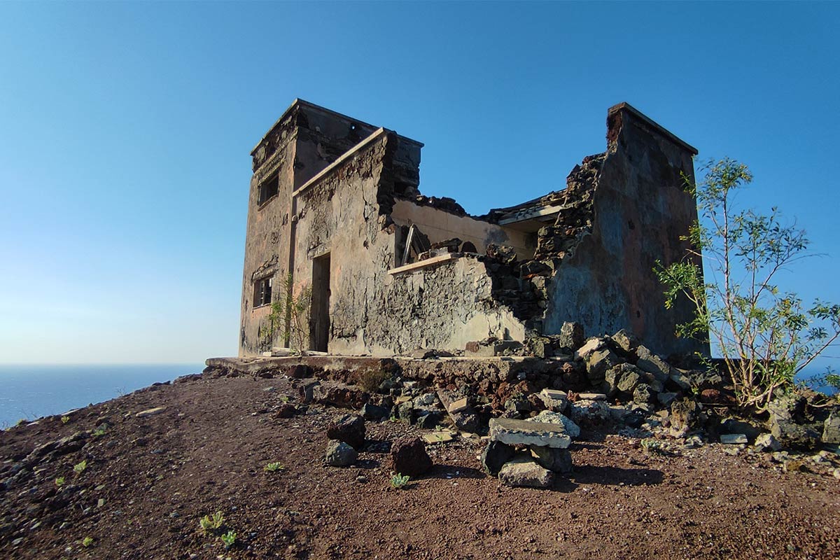 Sentiero Montagna Rossa