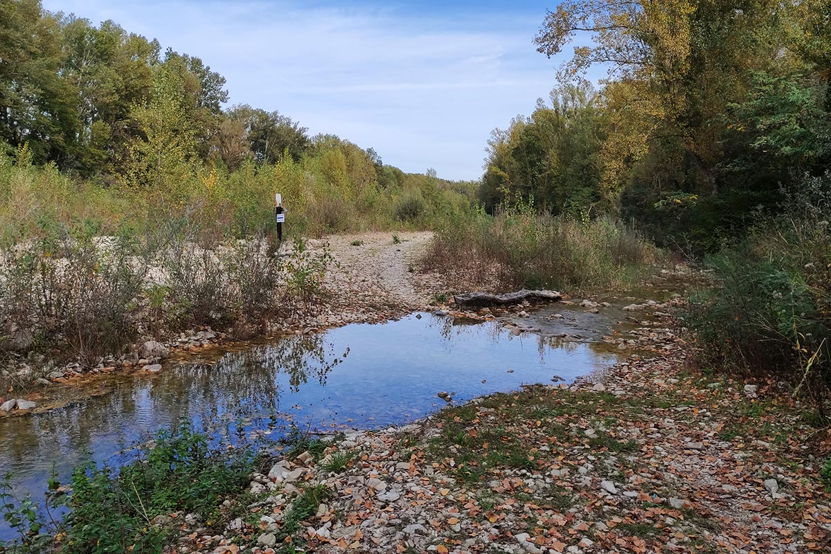 Guado sul torrente Tidone