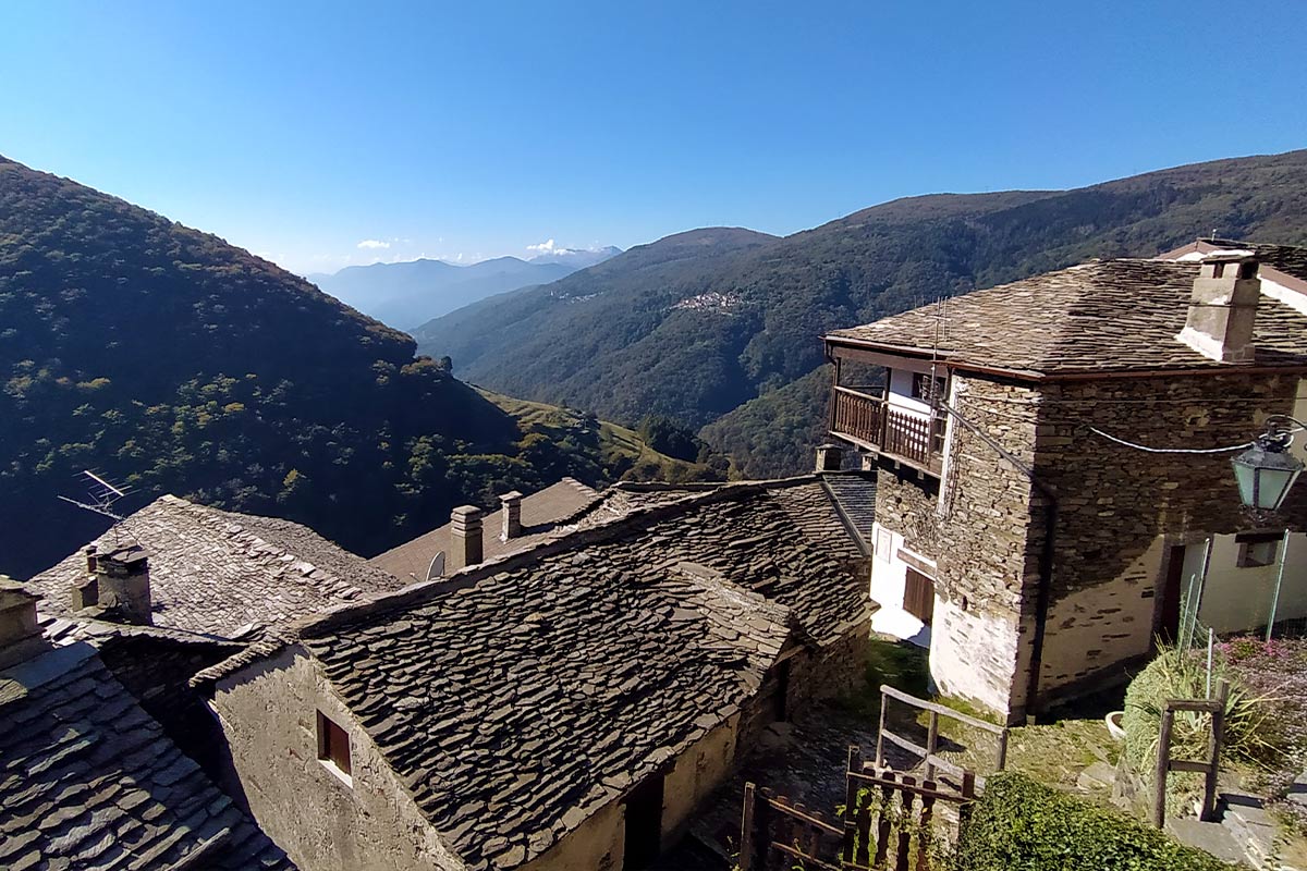 Borgo di Monteviasco - Panorama sulla valle