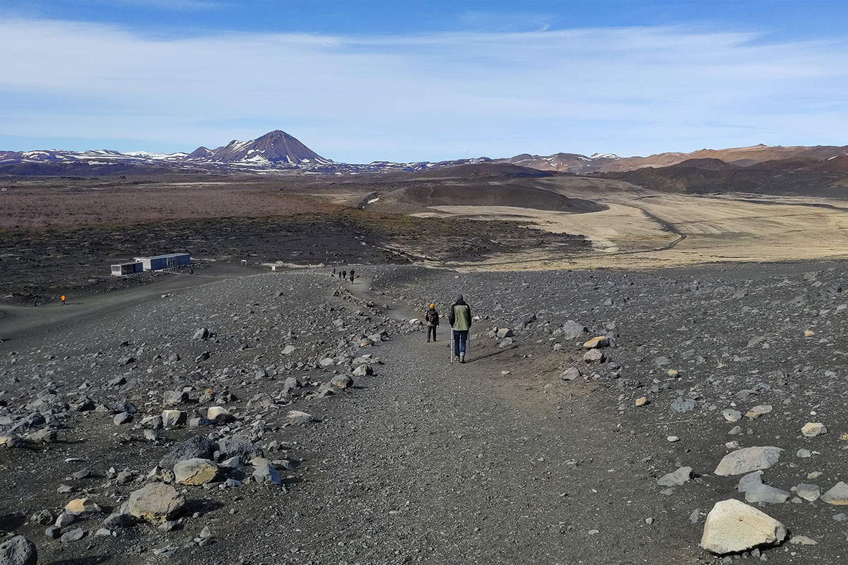 Trekking vulcano Hverfjall in Islanda