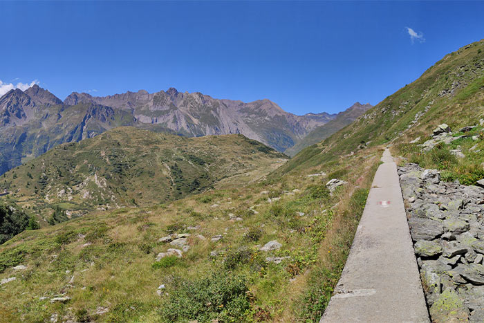 Trekking al Lago Nero in Val Formazza