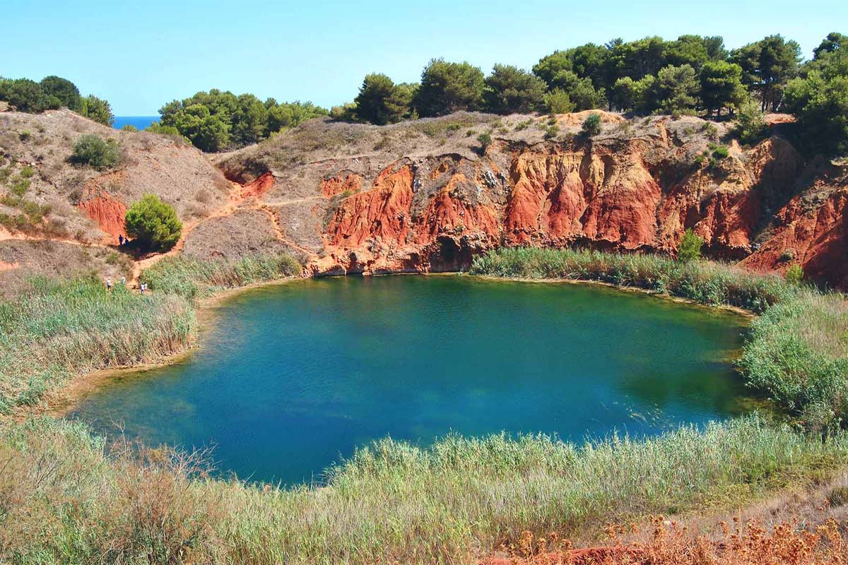 Laghetto della cava di bauxite presso Otranto, in Salento