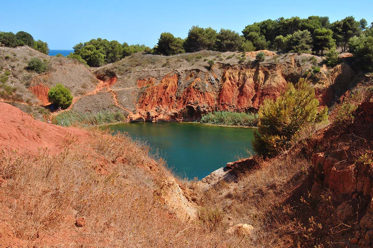 Laghetto della cava di bauxite presso Otranto, in Salento