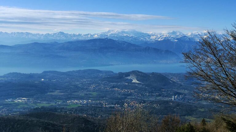 Trekking invernale al forte di Orino in provincia di Varese