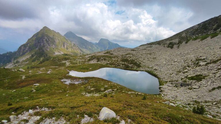 Trekking al Lago Nero in Val Formazza