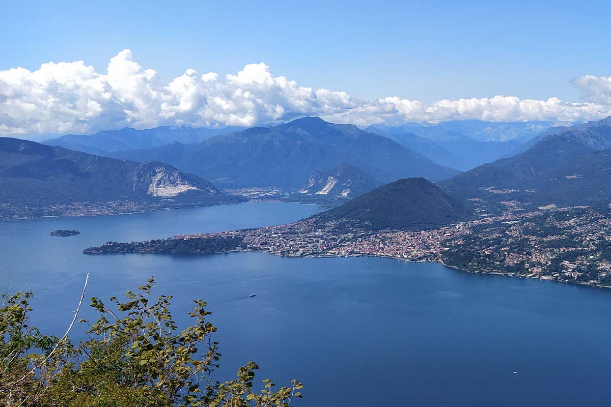 Panorama dai Pizzoni di Laveno